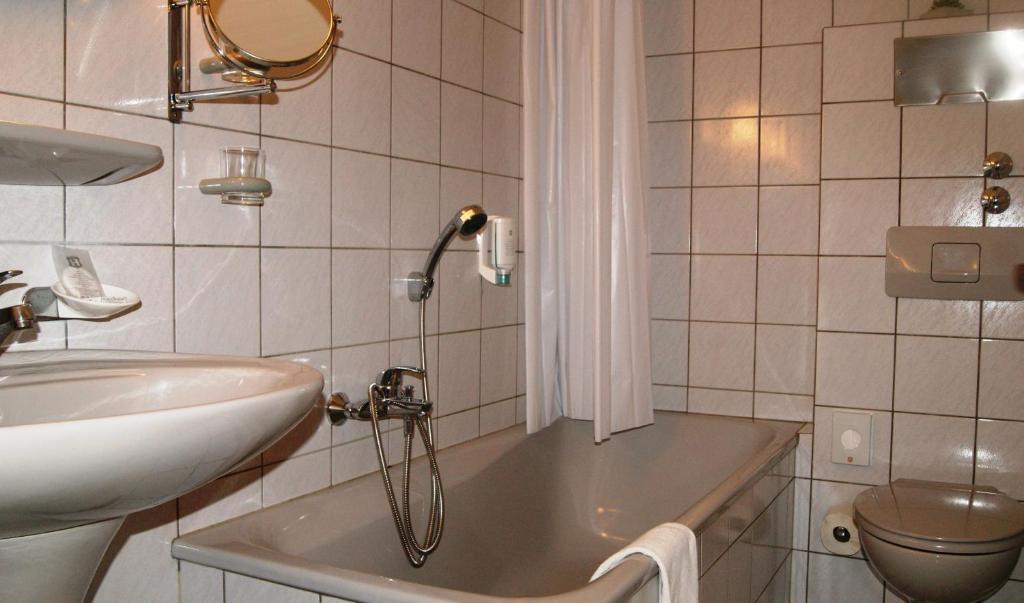 Hotel Deutsches Haus Blomberg  Ruang foto